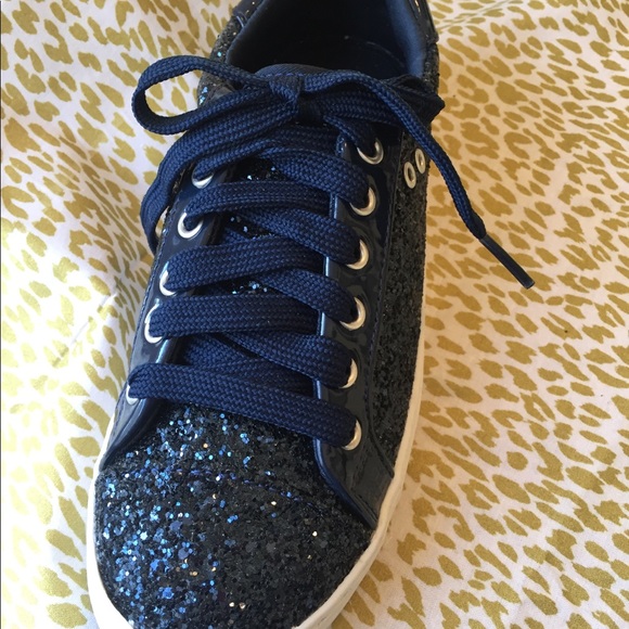 Navy glitter fish head sneakers - Picture 6 of 8